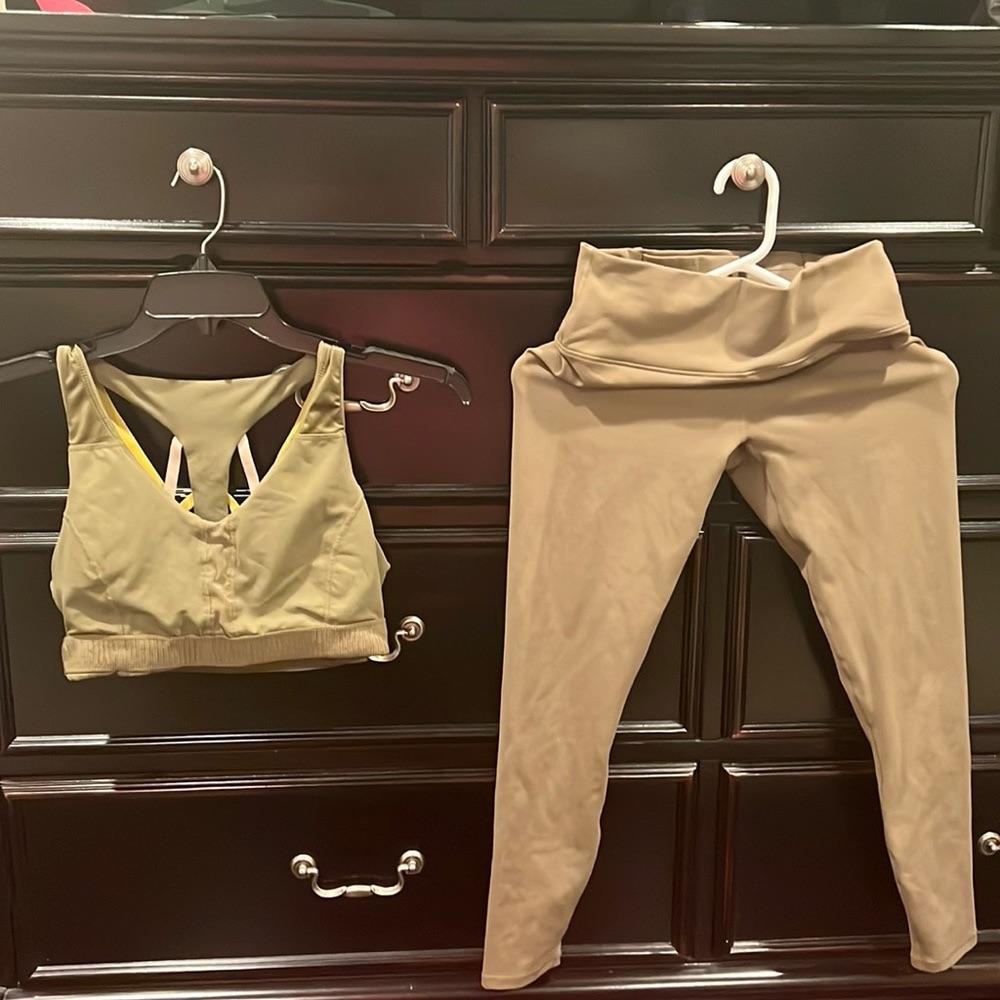 Fabletics Small 2 Piece Set